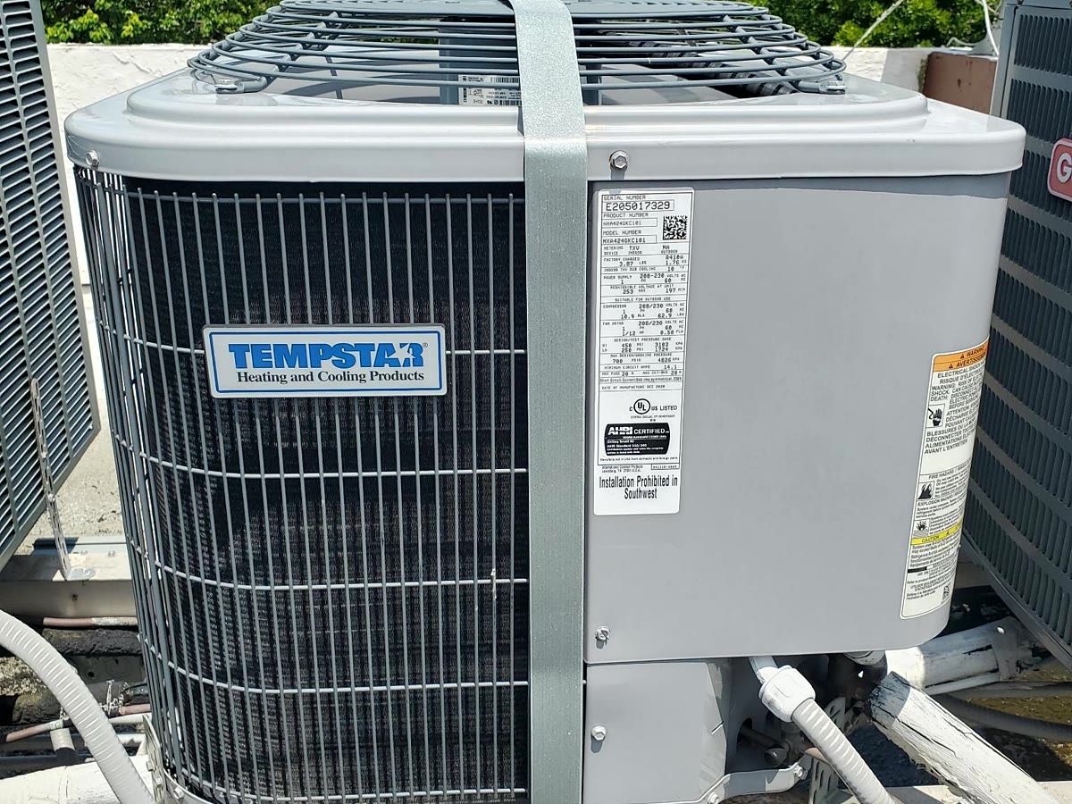 Recently serviced rooftop condenser